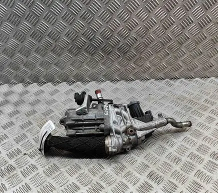 Land Rover Discovery 5 EGR valve FW939U483A8