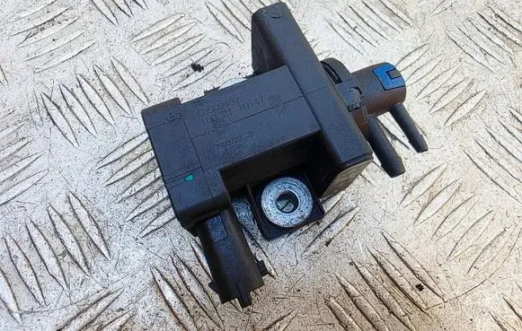 Opel Astra K Turbo solenoid valve 55509482