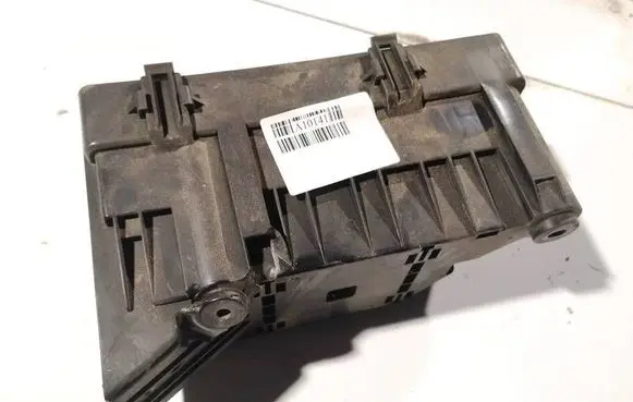 Chevrolet Captiva Battery box tray 