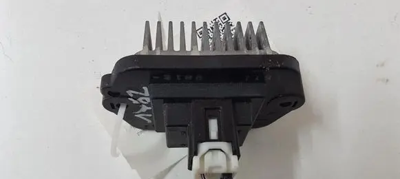 Mazda 6 Heater blower motor/fan resistor PM0100110B