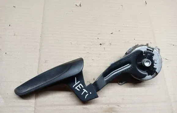Skoda Yeti (5L) Seat adjustment handle 5N0882251A