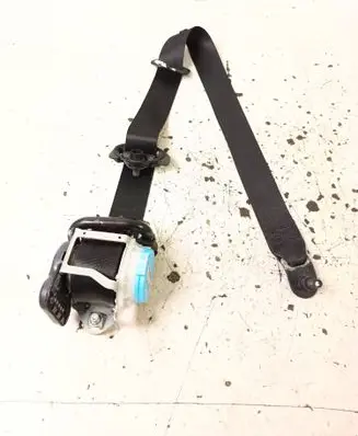 Mercedes-Benz GLA W156 Front seatbelt 3063559 KR1W1771K7 3063560