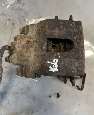 Jeep Grand Cherokee (WK) Rear brake caliper
