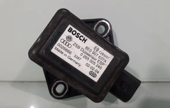 Volkswagen PASSAT B5.5 ESP acceleration yaw rate sensor 8E0907637A