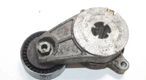 Mitsubishi Outlander Generator/alternator belt tensioner 1345A013