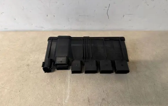 BMW 3 G20 G21 Power management control unit 8638551