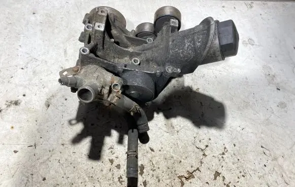 Honda Accord Oil filter mounting bracket RBD1