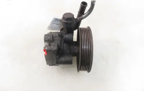 KIA Carens II Power steering pump 0K2KC32600