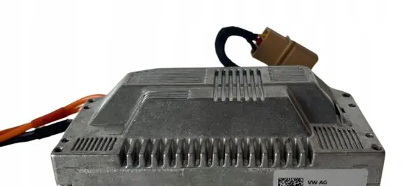 Audi A8 S8 D5 Voltage converter inverter 4N0907115