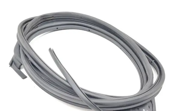 Nissan Juke II F16 Rubber seal rear door 828316PA0B