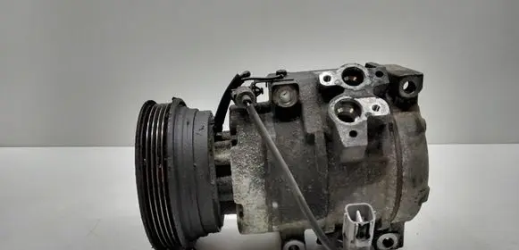 Toyota Avensis T220 Air conditioning (A/C) compressor (pump) 4472203435