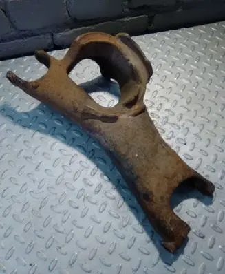 Rear upper control arm/wishbone