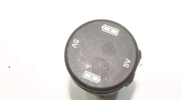 Land Rover Discovery Sport USB socket connector FK7219010AB