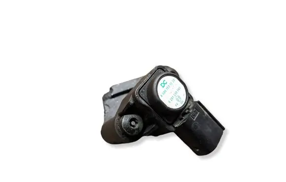 Mercedes-Benz E W211 Air pressure sensor A0061531328 0261230140