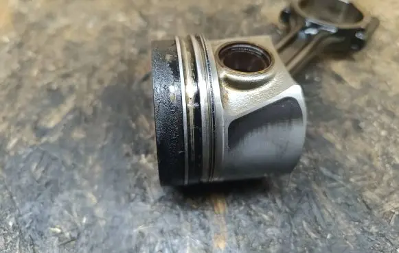 Volkswagen Golf VII Piston 03N023A CUN