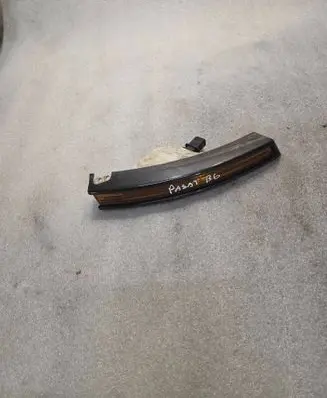 Volkswagen PASSAT B6 Front indicator light 3C0807718
