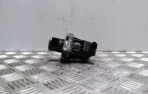 Opel Insignia A EGR valve 55566052 K5T70977