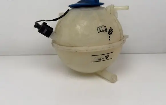 Seat Altea XL Coolant expansion tank/reservoir 1K0121407A