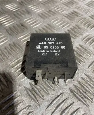 Audi A6 S6 C5 4B Other relay 4A0907440 05020500