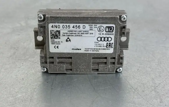 Volkswagen Touareg III Aerial antenna amplifier 4N0035456D