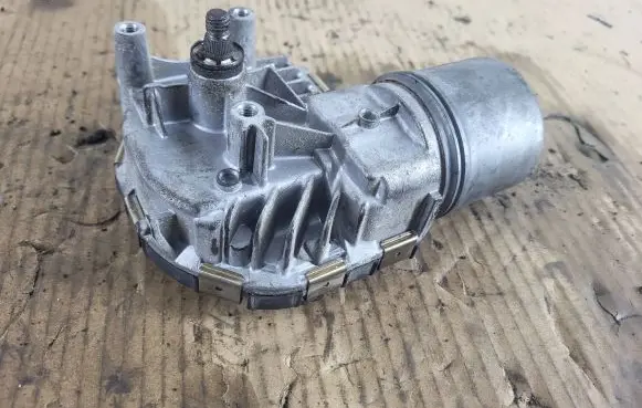 Wiper motor
