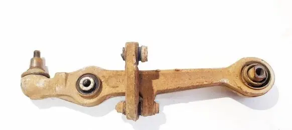 Volkswagen PASSAT B5 Front lower control arm/wishbone