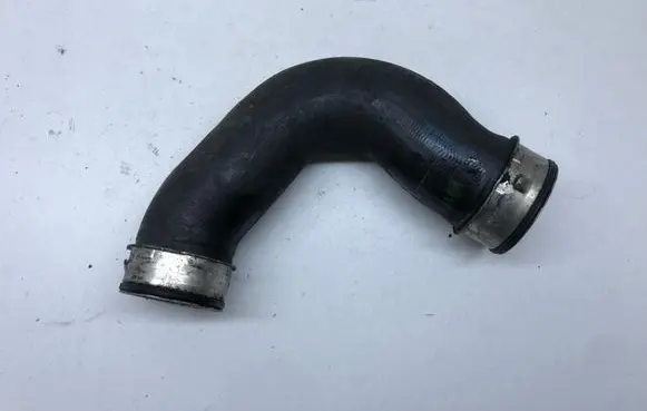Volkswagen PASSAT B6 Intercooler hose/pipe 3C0145834F