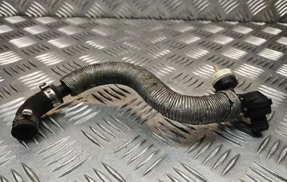 Audi A6 S6 C5 4B Vacuum line/pipe/hose 046905291A