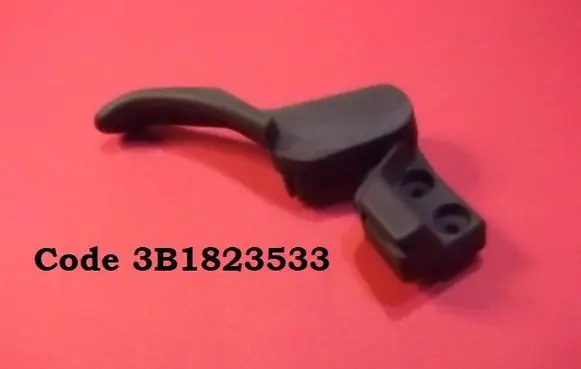 Skoda Superb B5 (3U) Engine bonnet (hood) release handle 3B1823533