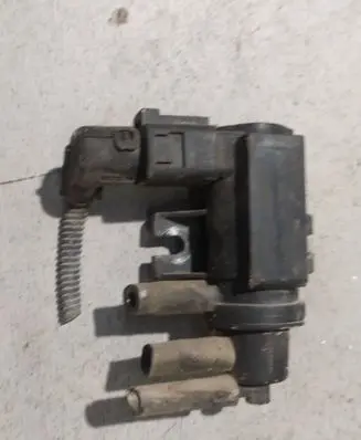 Volkswagen Golf V Turbo solenoid valve 1K0906627 05T041 70058000