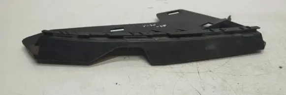 Volvo V70 Front bumper mounting bracket 30796388 30796389