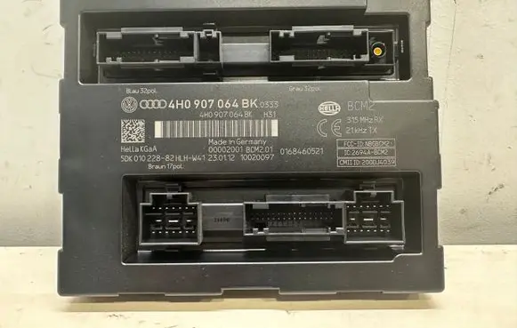 Volkswagen Touareg II Comfort/convenience module 4H0907064BK