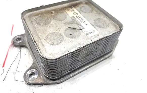 Audi Q3 F3 Engine oil radiator 04E117021K