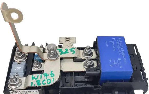 Mercedes-Benz A W176 Battery control module A2465401350 HMCAR
