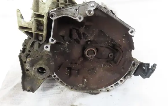 Peugeot 207 Manual 6 speed gearbox 20CQ25