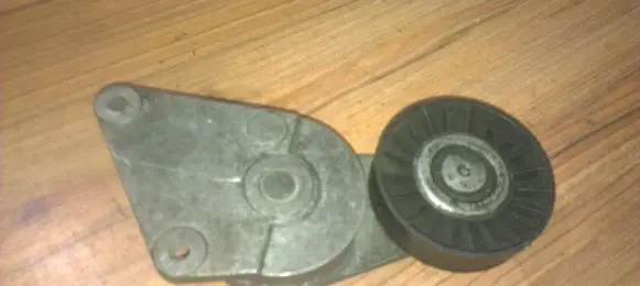 Peugeot 406 Generator/alternator belt tensioner 9626365280