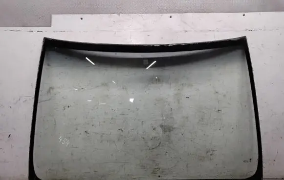 Toyota Corolla E120 E130 Front windscreen/windshield window 