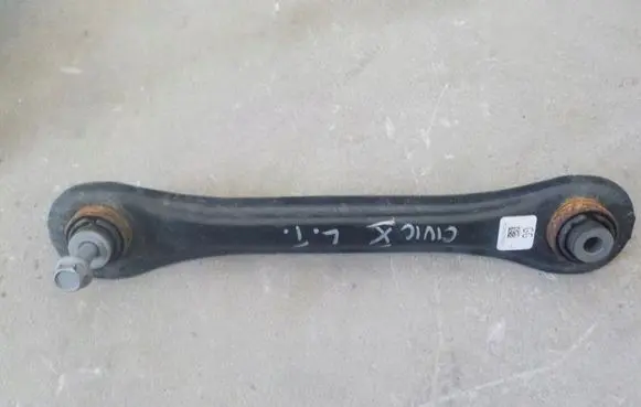 Honda Civic X Rear control arm 65566556