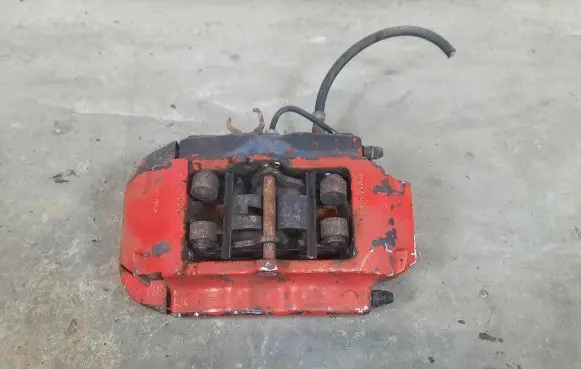 Audi Q7 4L Rear brake caliper