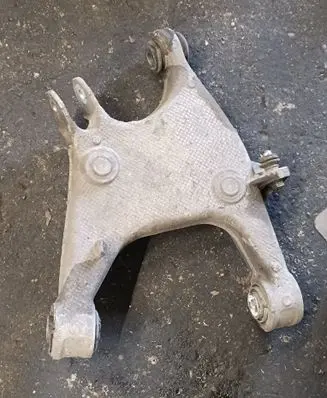 Rear upper control arm/wishbone