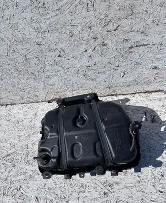 Jeep Grand Cherokee AdBlue liquid reservoir 