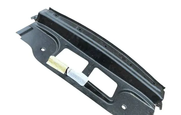 Seat Altea XL Front bumper skid plate/under tray 5p8813303e