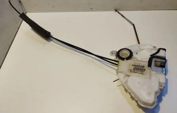 Honda CR-V Front door lock 72111SWAP1