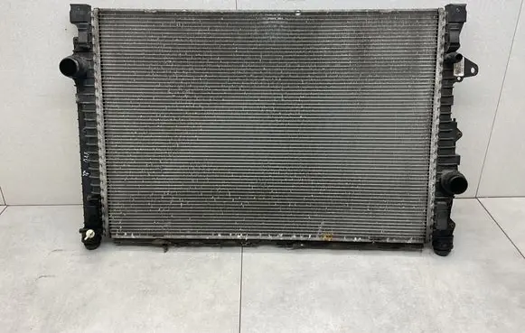Land Rover Range Rover Evoque L538 Coolant radiator GJ328005BB