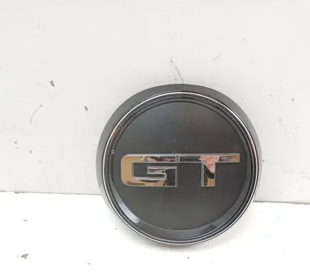 Ford Mustang VI Manufacturers badge/model letters 