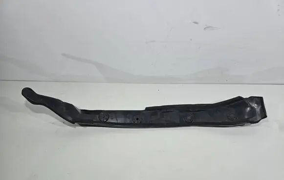 Fender end trim