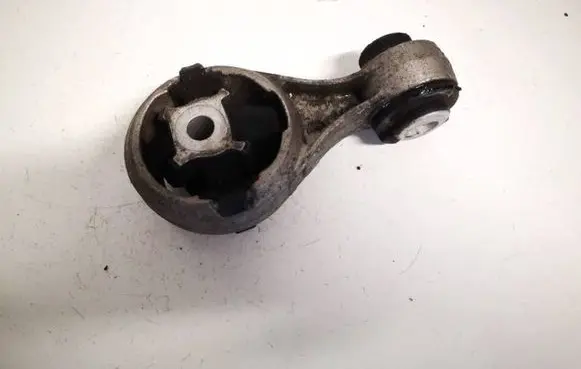 Engine mount bracket