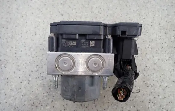 Suzuki Swift Cultus ABS Pump