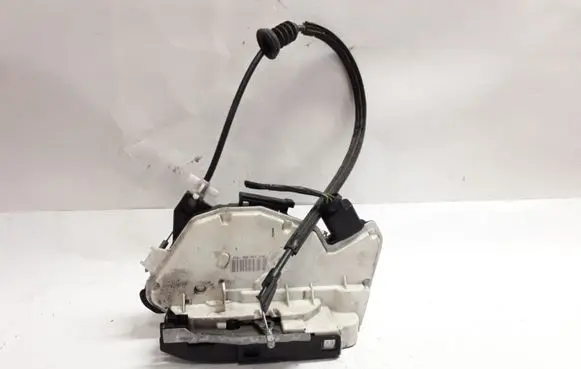 Seat Ibiza IV (6J,6P) Front door lock 25A5N2837015C 5N2837015C