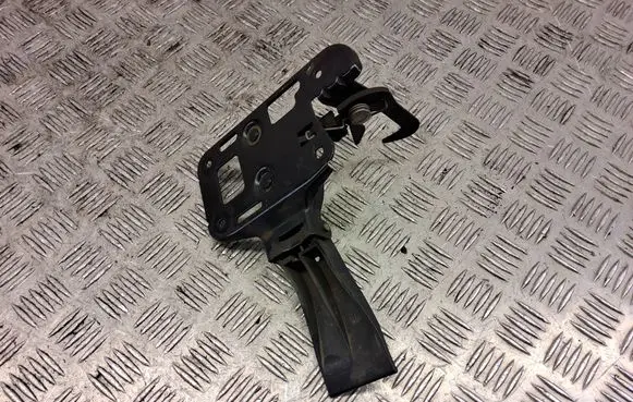 Audi S5 Engine bonnet/hood lock/latch loop/hook 8T0823480